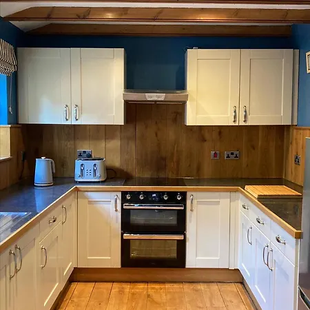 Holiday home Charming Farm Based With Hot Tub And Sauna